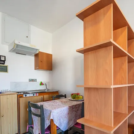 Old Town With Balcony, Marylee's #3 Appart hôtel