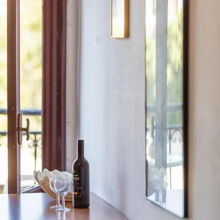 Old Town With Balcony, Marylee's #3 Appart hôtel Réthymnon