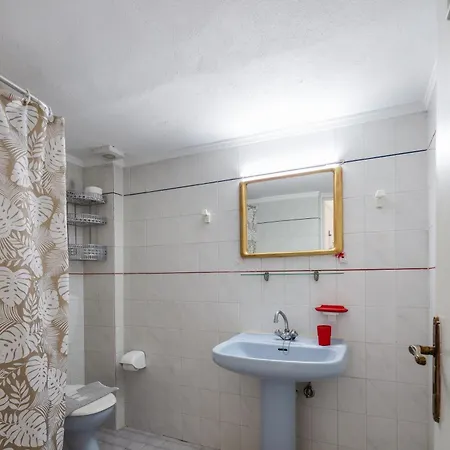 شقة فندقية Old Town With Balcony, Marylee's #3 3*